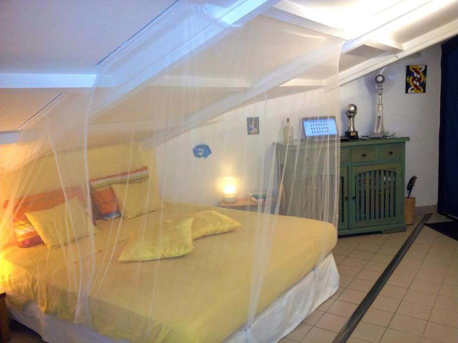 Charmant Et Spacieux Studio A 50M De La Plage Le Diamant Exterior foto